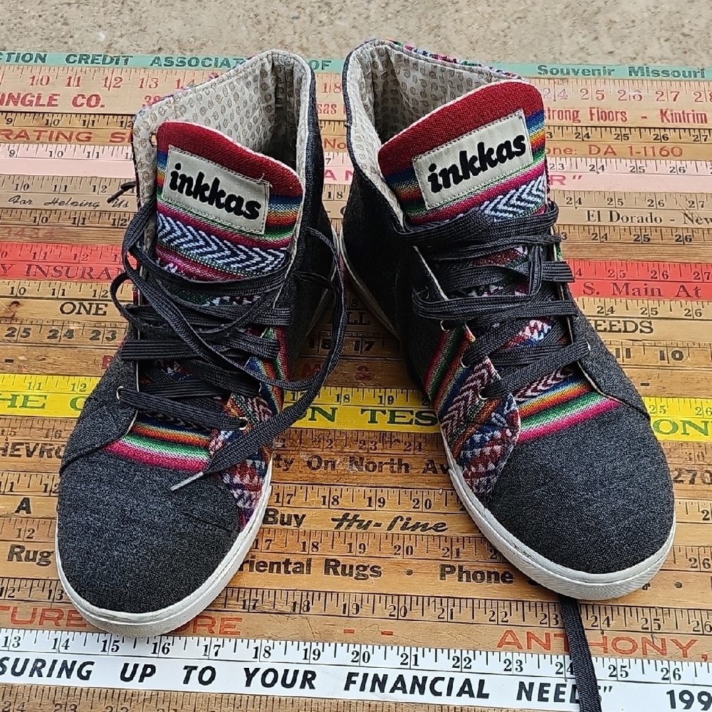 Inkkas Multicolor High-Top Sneakers